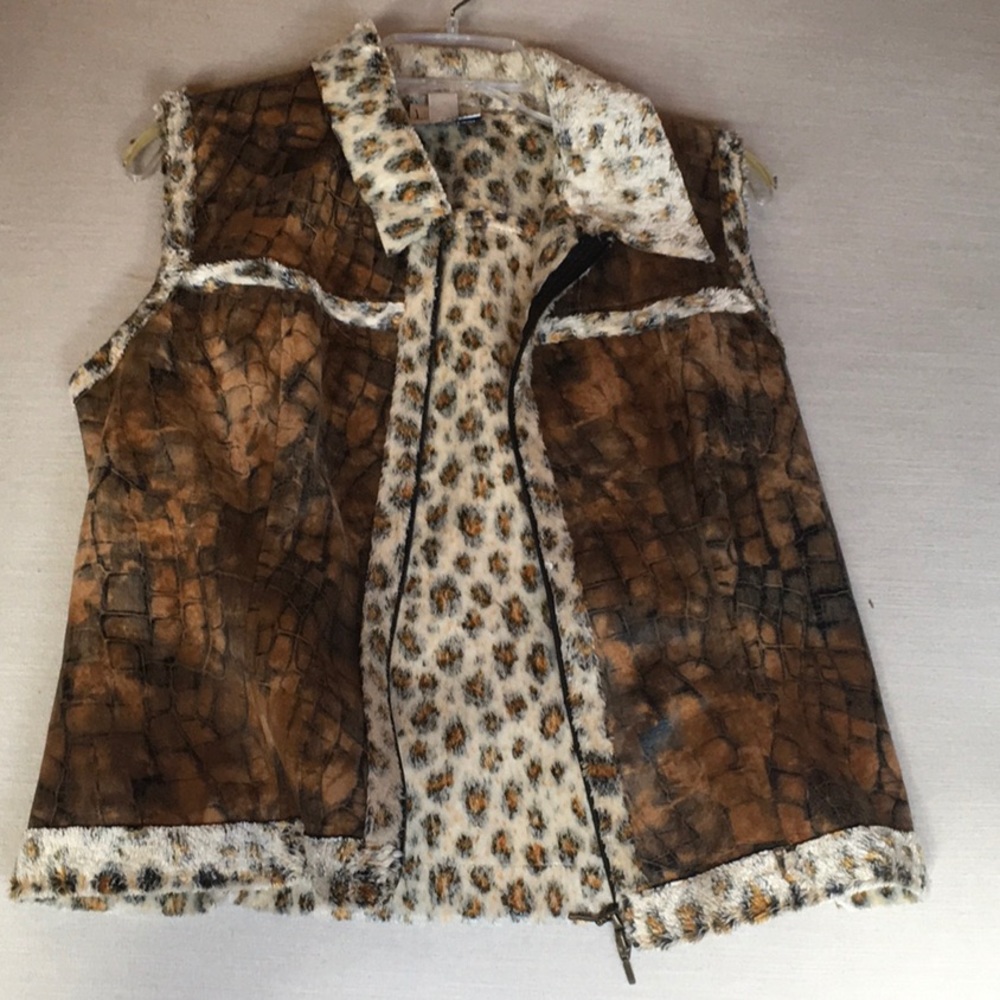Patterned vest